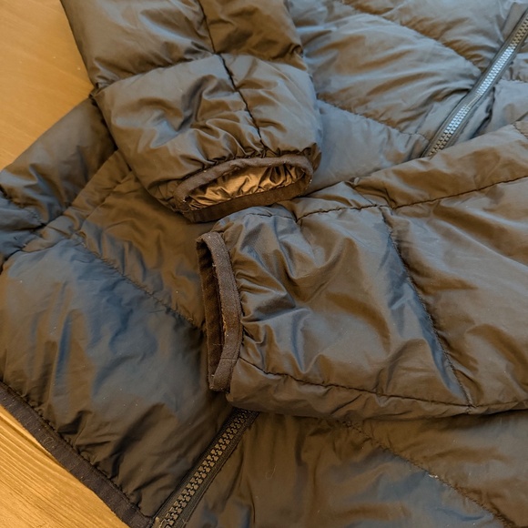 Uniqlo Men's Ultra Light Down Jacket - Picture 3 of 6